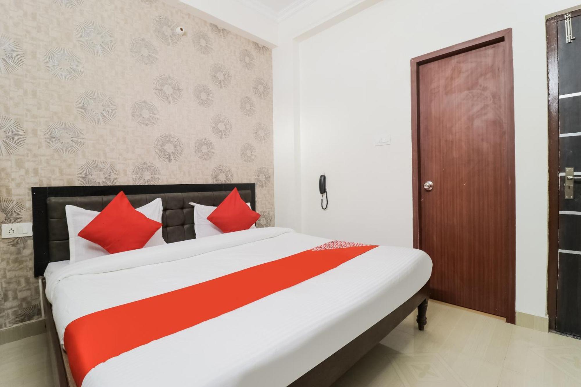 Super Hotel O Rs Inn Горакхпур Экстерьер фото